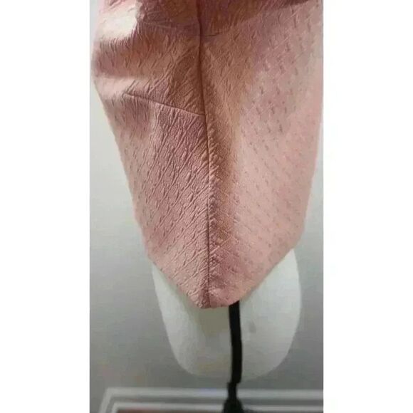 Forever 21 Short Sleeve Textured Crop Top, Size M - Picture 6 of 12